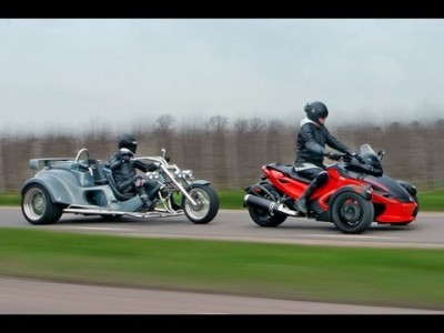 Can Am Spyder RS vs. Rewaco RF-1 GTR