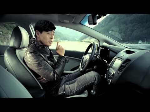 Kia Cee’d sedan (K3) na videu