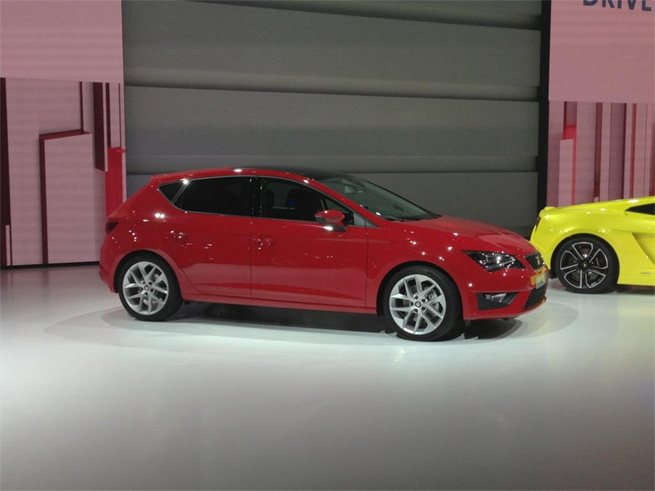 seat leon 2013-1