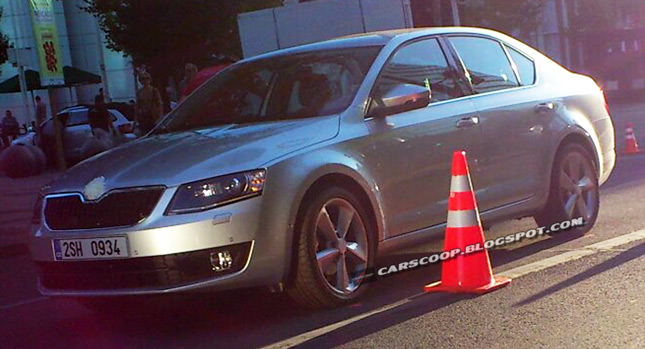 2013-Skoda-Octavia-3