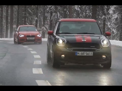 Video: Mini Paceman JCW vs BMW M135i